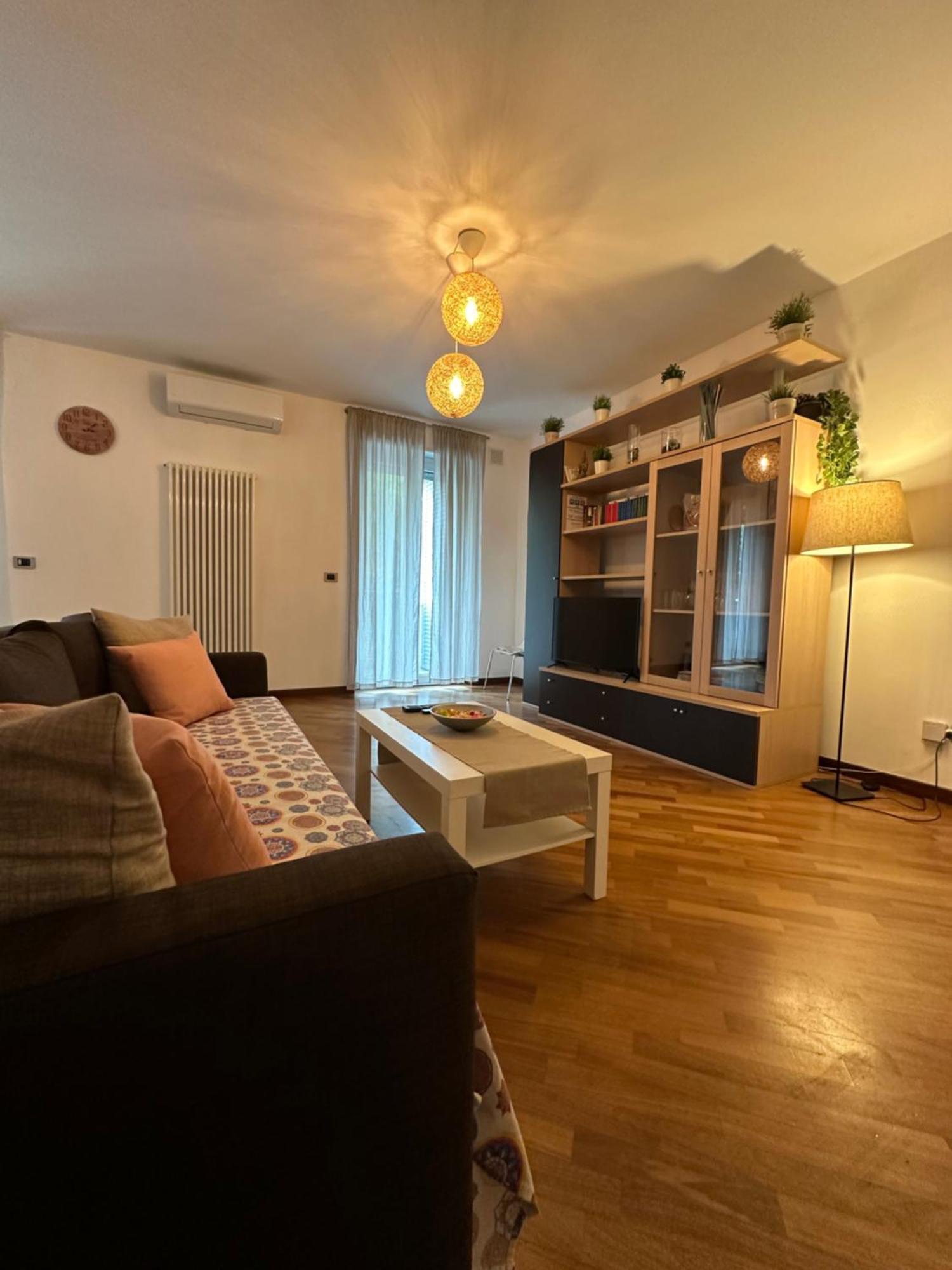 La Casa Di Yasmin_Pescara Centro Apartment Luaran gambar