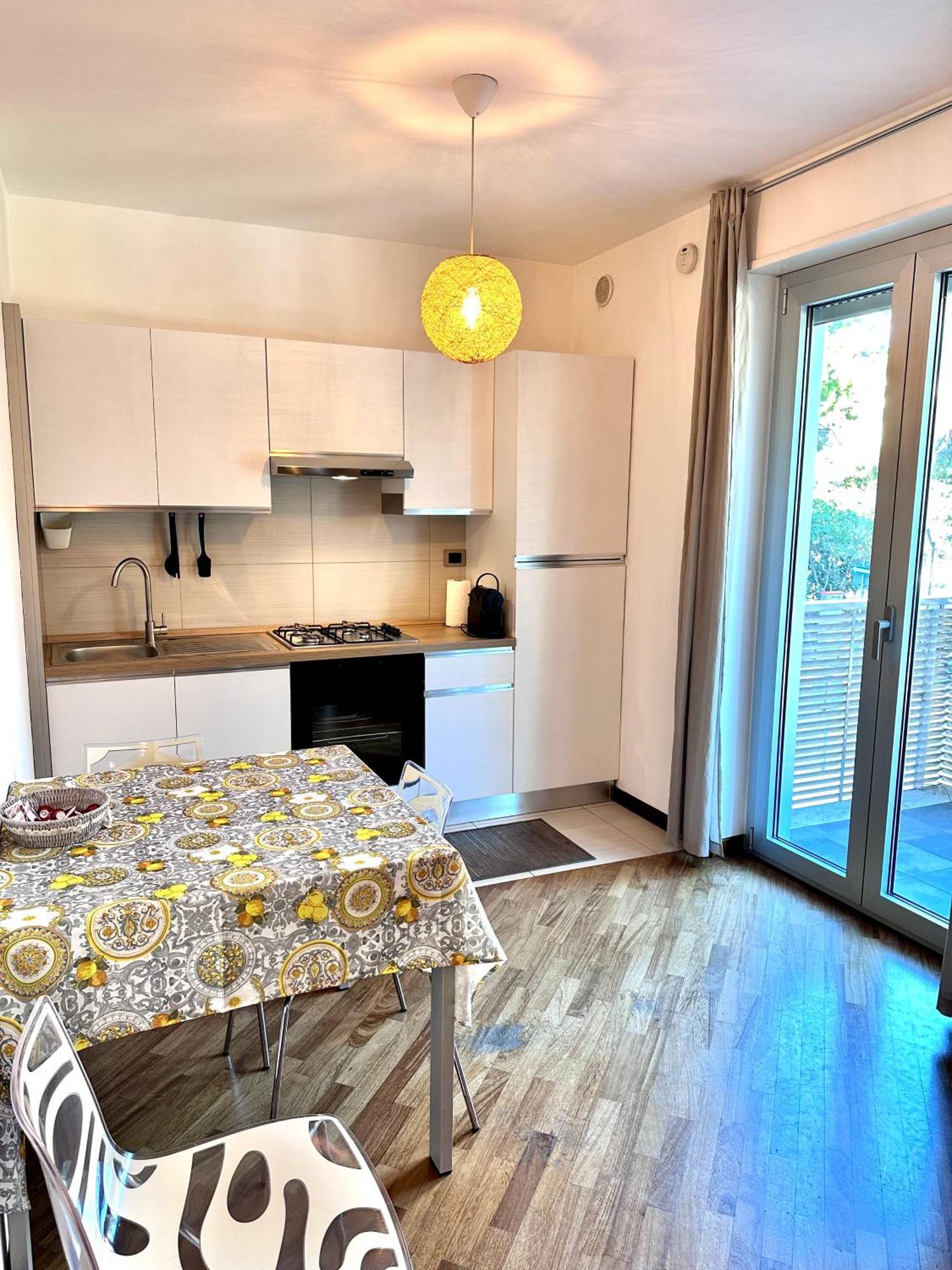 La Casa Di Yasmin_Pescara Centro Apartment Luaran gambar